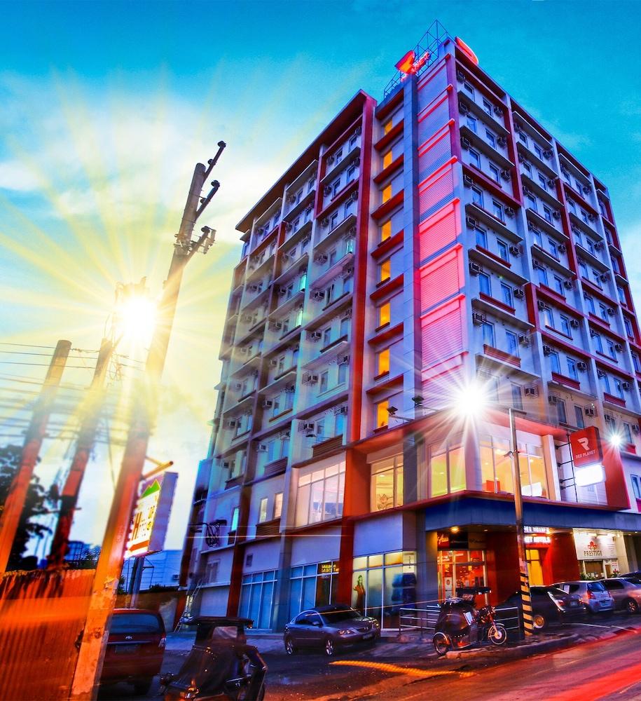 Red Planet Clark Angeles City Exterior photo