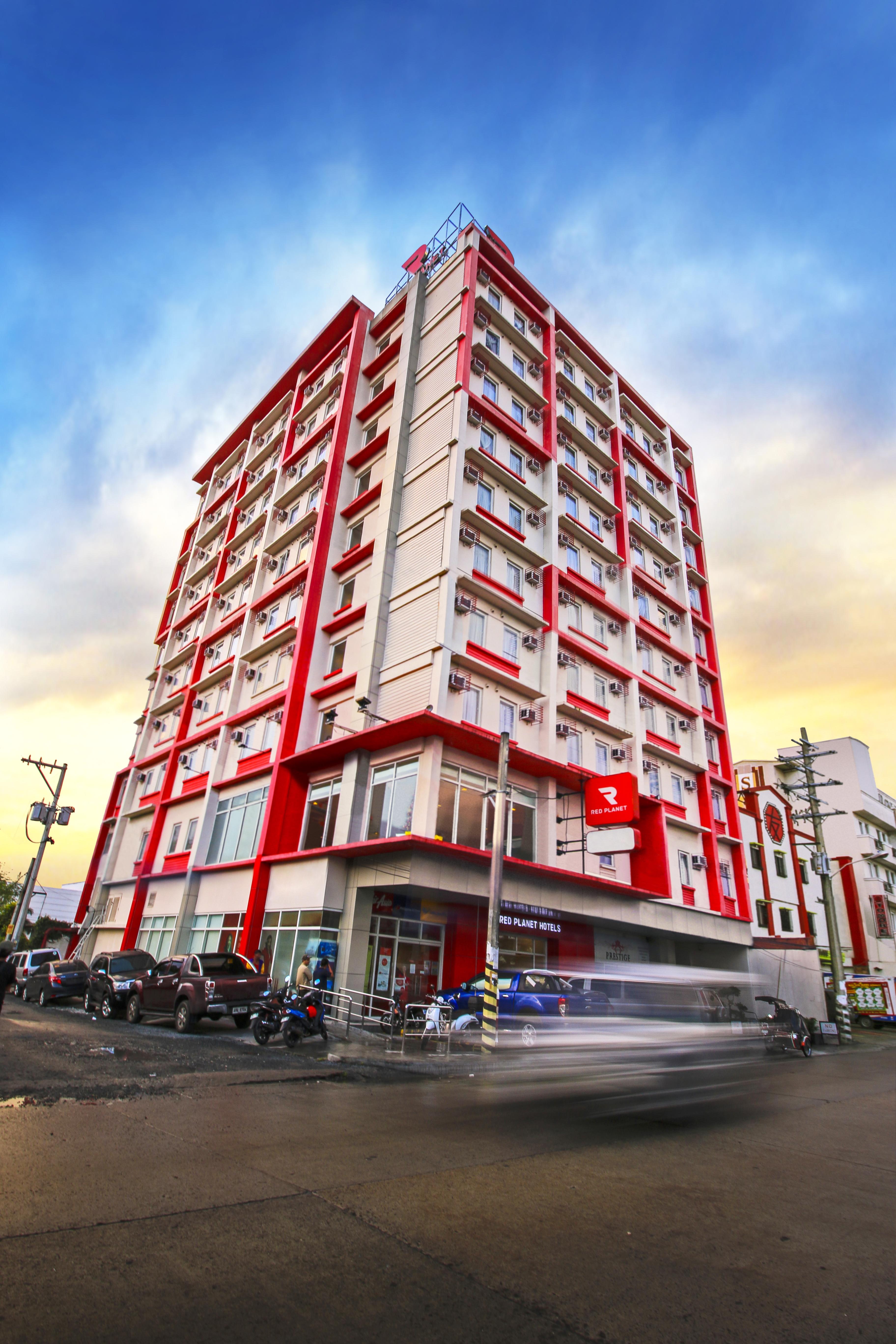 Red Planet Clark Angeles City Exterior photo