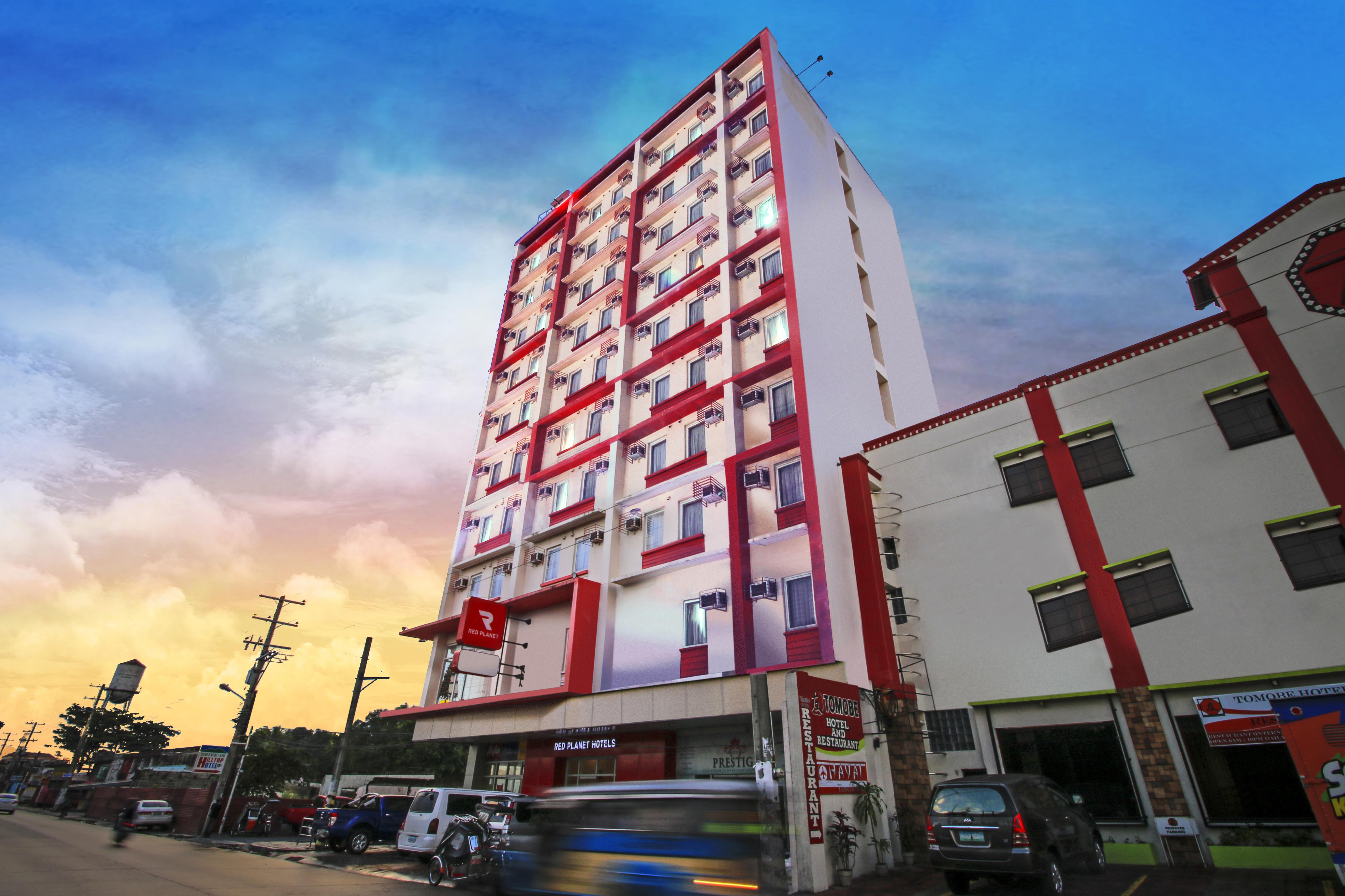 Red Planet Clark Angeles City Exterior photo