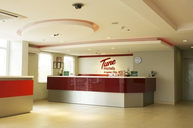 Red Planet Clark Angeles City Exterior photo