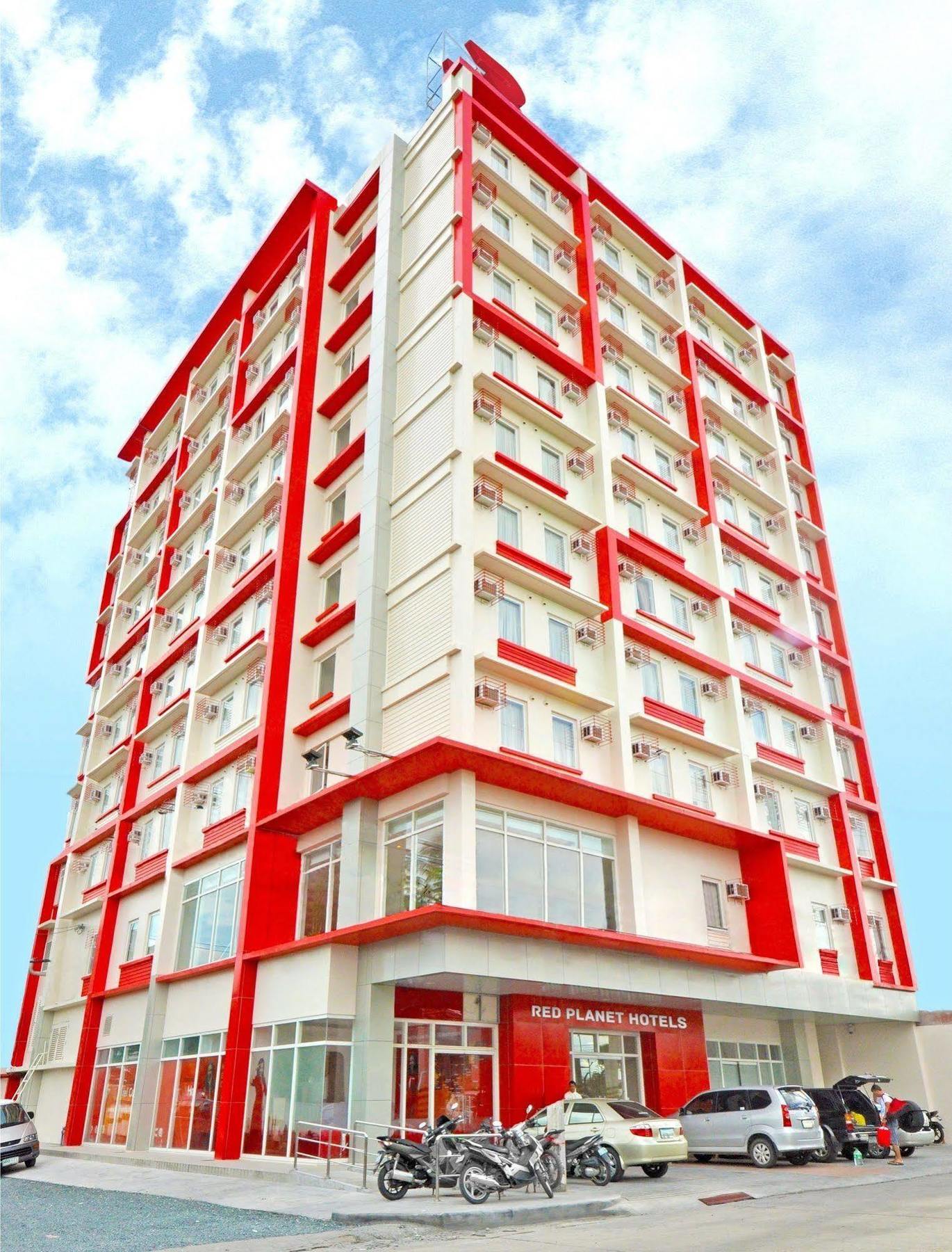 Red Planet Clark Angeles City Exterior photo