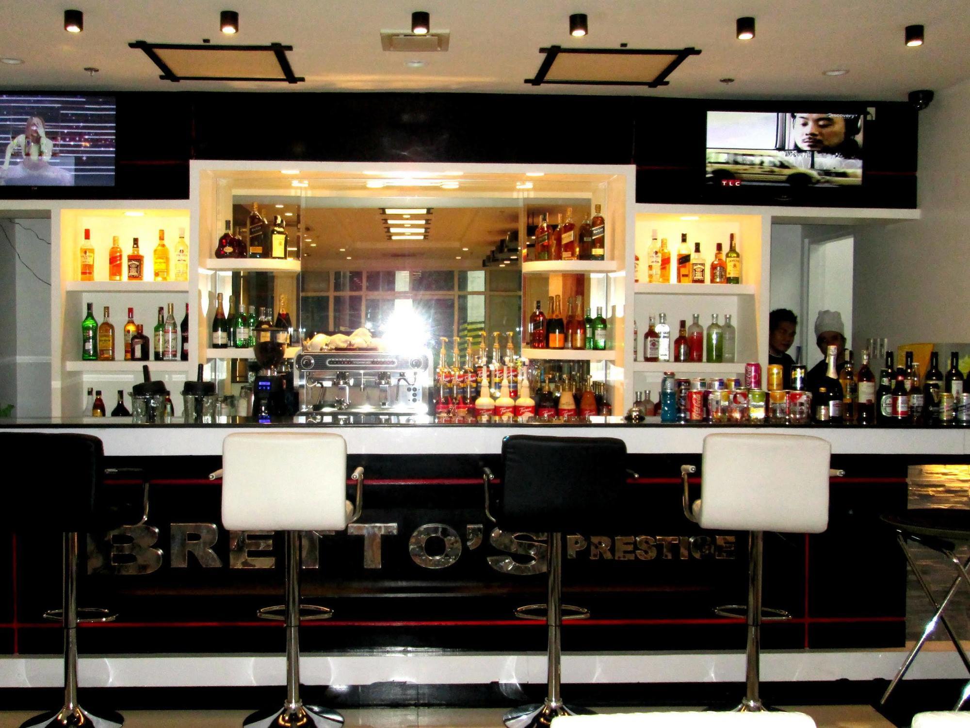 Red Planet Clark Angeles City Exterior photo